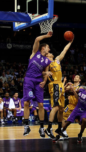 然是理想化 然是理想化